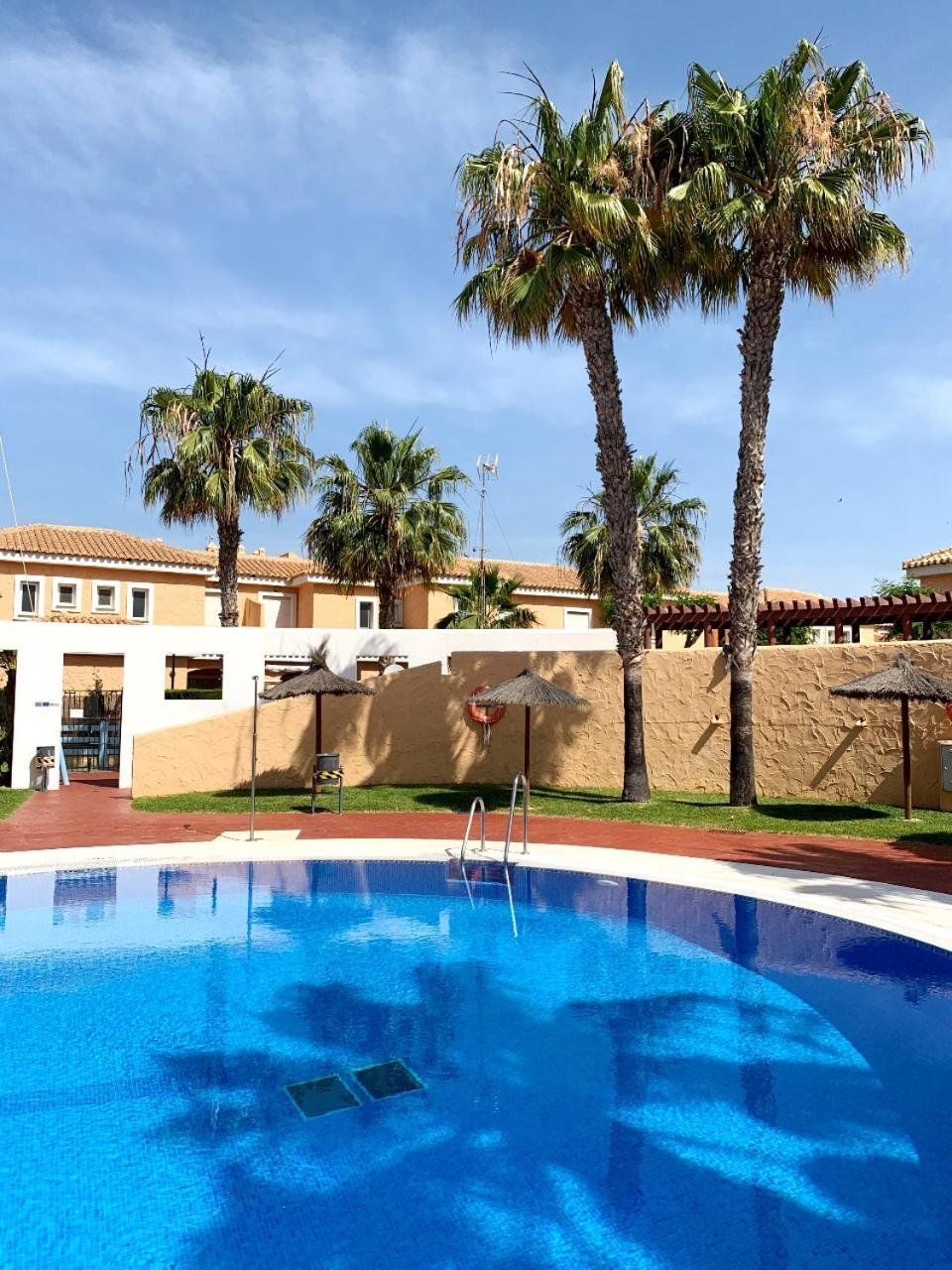 Bahari Marinas - Tu Duplex Con Jardin Privado! Appartement Vera Buitenkant foto