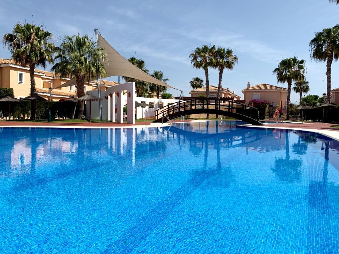 Bahari Marinas - Tu Duplex Con Jardin Privado! Appartement Vera Buitenkant foto