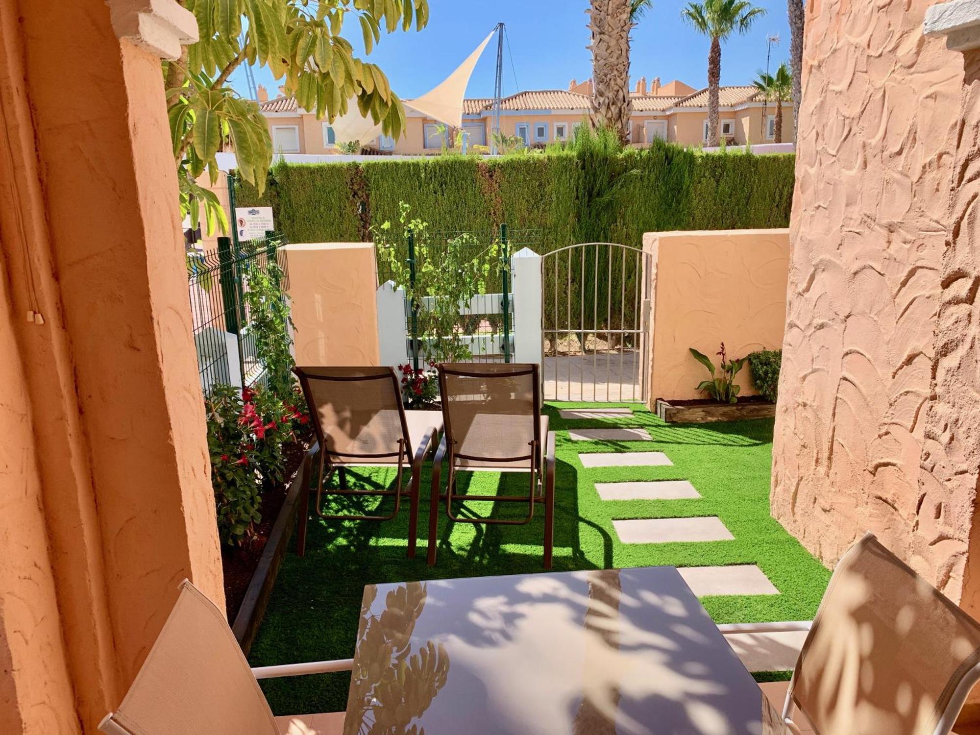Bahari Marinas - Tu Duplex Con Jardin Privado! Appartement Vera Buitenkant foto